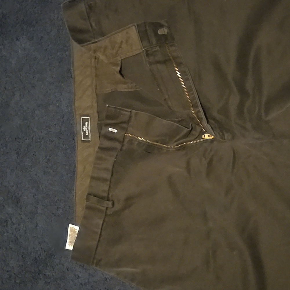 Dockers 36 x 32 Black chinos